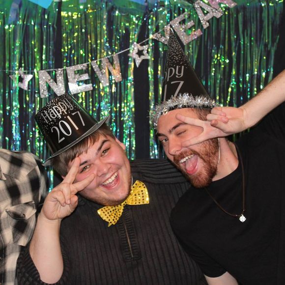 Meet your Posher, Lucas - Picture 1 of 1